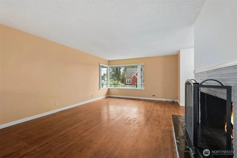 Property photo for 14204 12th Avenue Sw, Burien photo 6