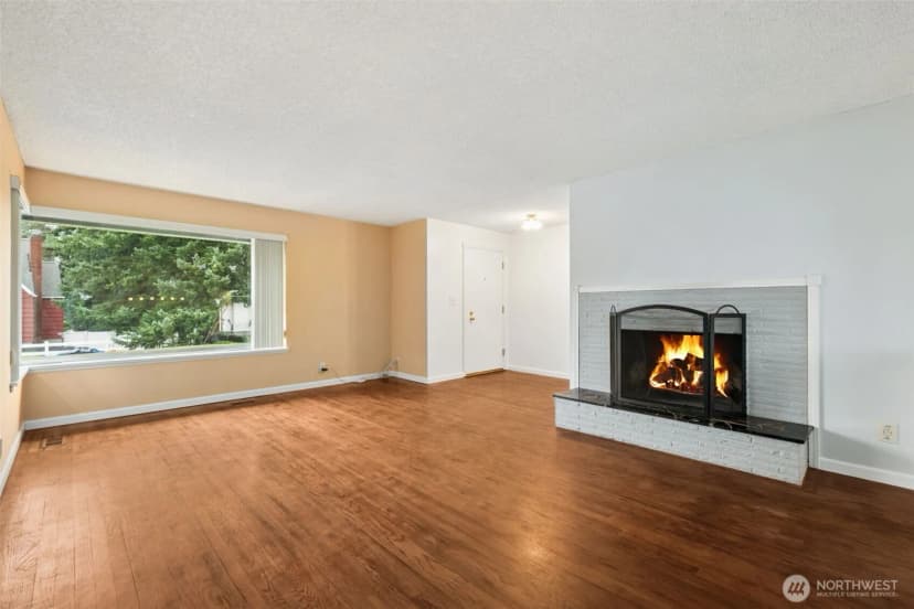Property photo for 14204 12th Avenue Sw, Burien photo 5