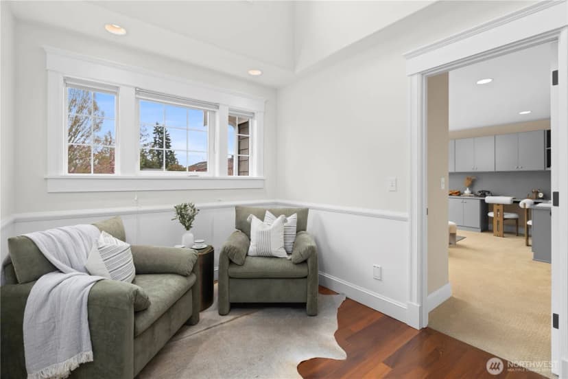 Property photo for 2315 38th Avenue E, Seattle photo 32