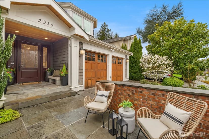 Property photo for 2315 38th Avenue E, Seattle photo 2