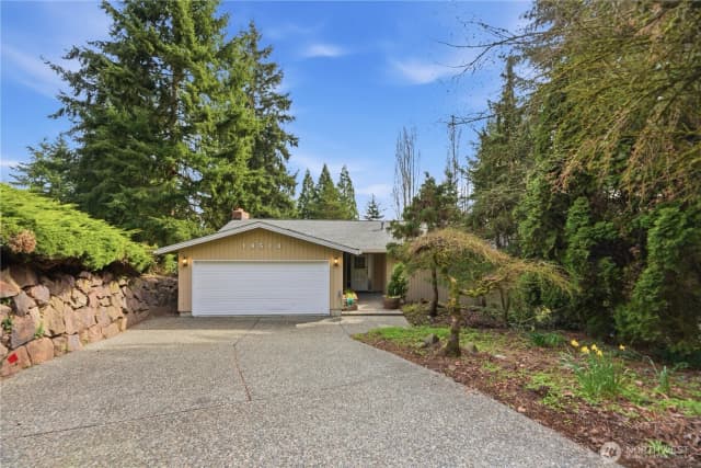 Property photo for 18510 66th Avenue Ne, Kenmore