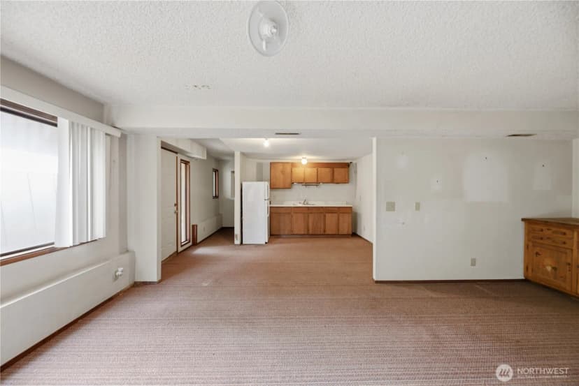 Property photo for 18510 66th Avenue Ne, Kenmore photo 34