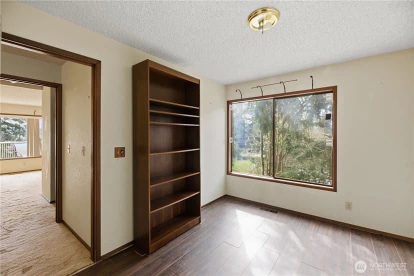 Property photo for 18510 66th Avenue Ne, Kenmore photo 23