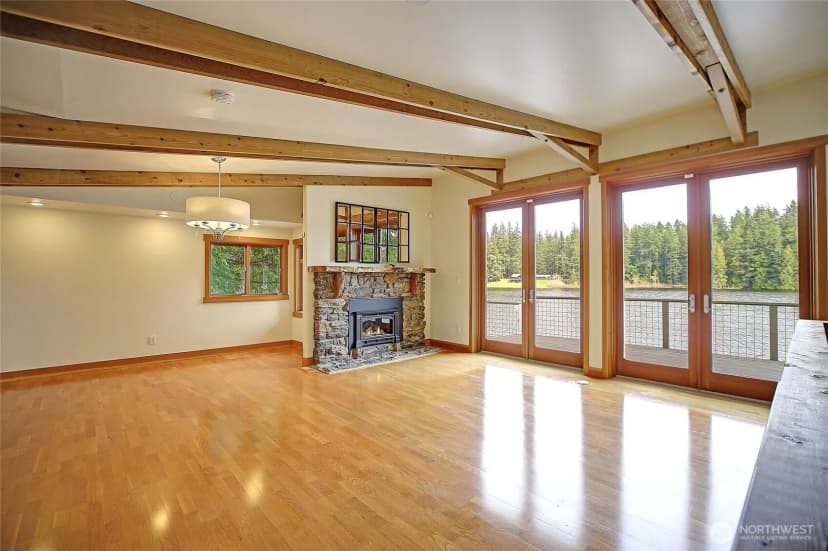 Property photo for 18727 Lakewood Road, Stanwood photo 6