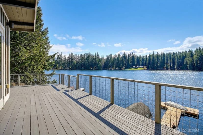 Property photo for 18727 Lakewood Road, Stanwood photo 9