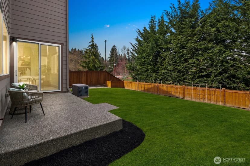 Property photo for 13404 Little Bear Creek Place, Woodinville photo 29
