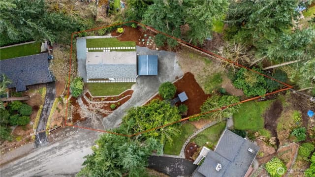 Property photo for 15811 180th Avenue Ne, Woodinville photo 2