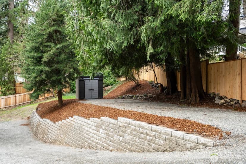 Property photo for 15811 180th Avenue Ne, Woodinville photo 33