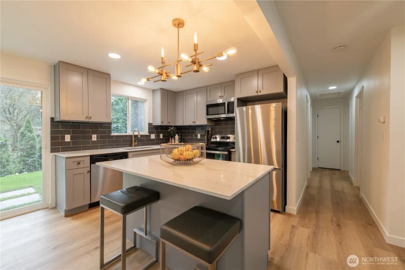 Property photo for 15811 180th Avenue Ne, Woodinville photo 9