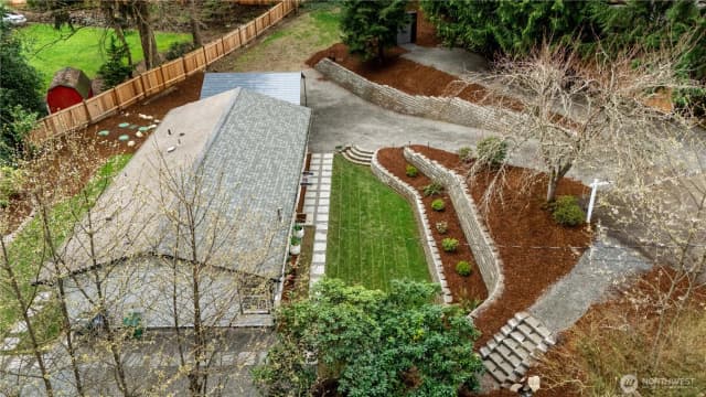 Property photo for 15811 180th Avenue Ne, Woodinville photo 4