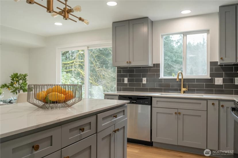 Property photo for 15811 180th Avenue Ne, Woodinville photo 12