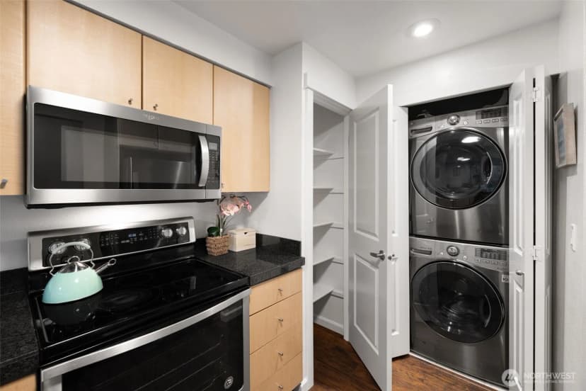 Property photo for 11307 Ne 128th Street #g101, Kirkland photo 19