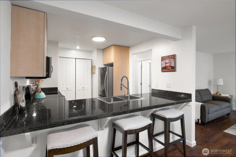 Property photo for 11307 Ne 128th Street #g101, Kirkland photo 17
