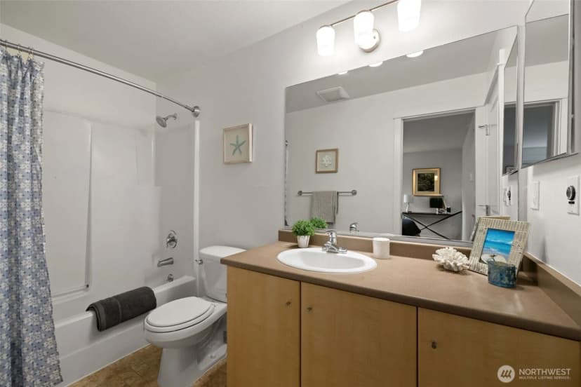 Property photo for 11307 Ne 128th Street #g101, Kirkland photo 23