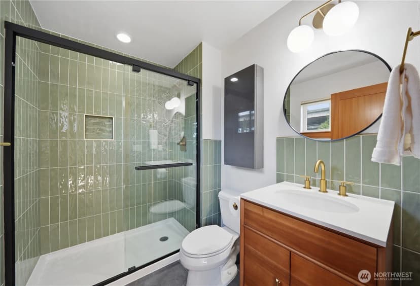 Property photo for 4037 7th Avenue Ne #a, Seattle photo 24