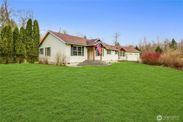 Property photo for 7203 Erna Lane, Sedro Woolley photo 5