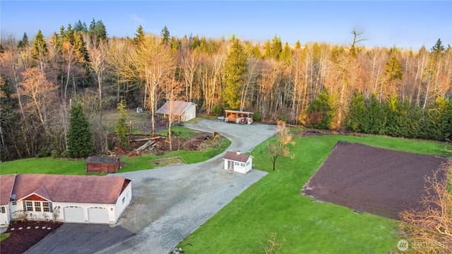 Property photo for 7203 Erna Lane, Sedro Woolley photo 4