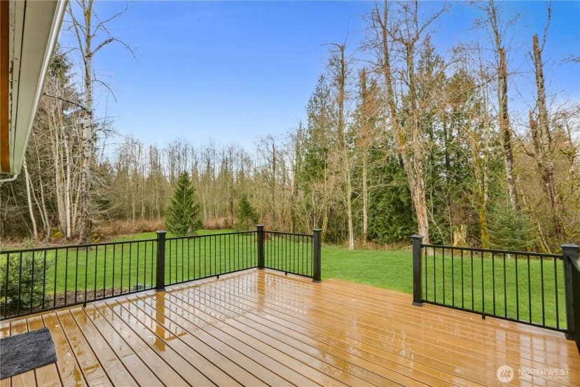 Property photo for 7203 Erna Lane, Sedro Woolley photo 32