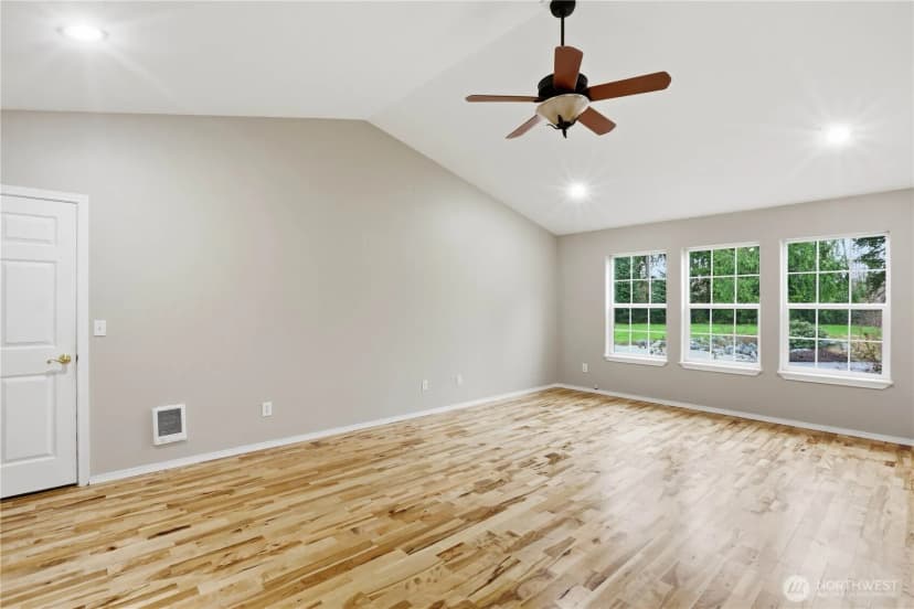 Property photo for 7203 Erna Lane, Sedro Woolley photo 22