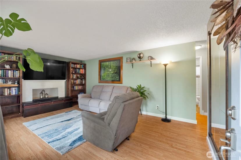 Property photo for 14810 73rd Avenue E, Puyallup photo 4