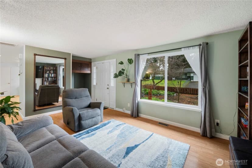 Property photo for 14810 73rd Avenue E, Puyallup photo 5
