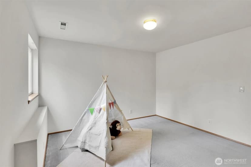 Property photo for 1613 Hoquiam Place Ne, Renton photo 23