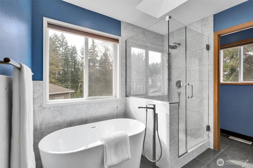 Property photo for 1613 Hoquiam Place Ne, Renton photo 16