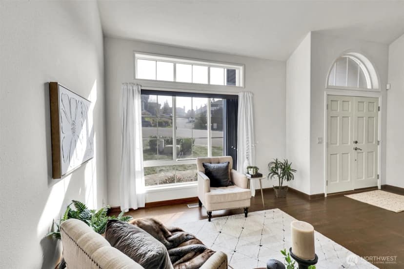 Property photo for 1613 Hoquiam Place Ne, Renton photo 5