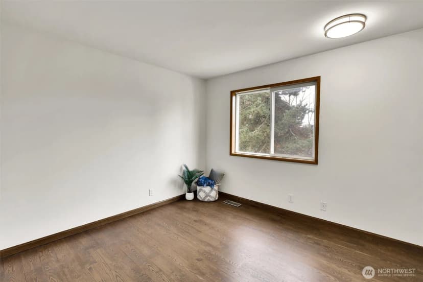 Property photo for 1613 Hoquiam Place Ne, Renton photo 18