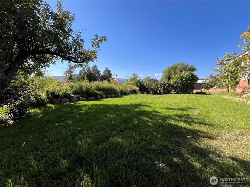 Property photo for 920 Castle Avenue, Winthrop photo 38