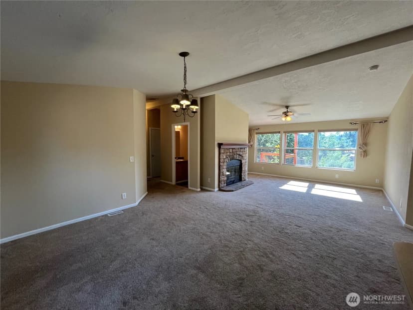 Property photo for 920 Castle Avenue, Winthrop photo 21