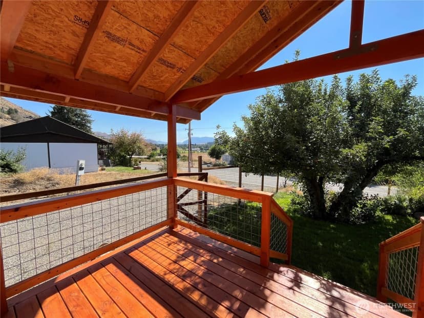 Property photo for 920 Castle Avenue, Winthrop photo 31