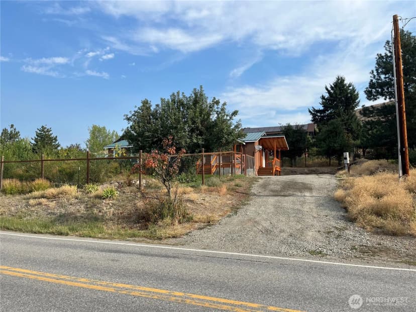 Property photo for 920 Castle Avenue, Winthrop photo 39