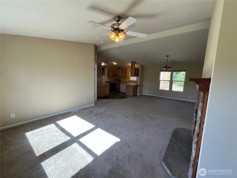 Property photo for 920 Castle Avenue, Winthrop photo 19