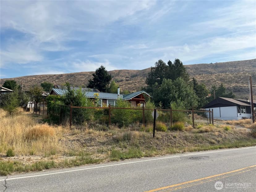 Property photo for 920 Castle Avenue, Winthrop photo 40