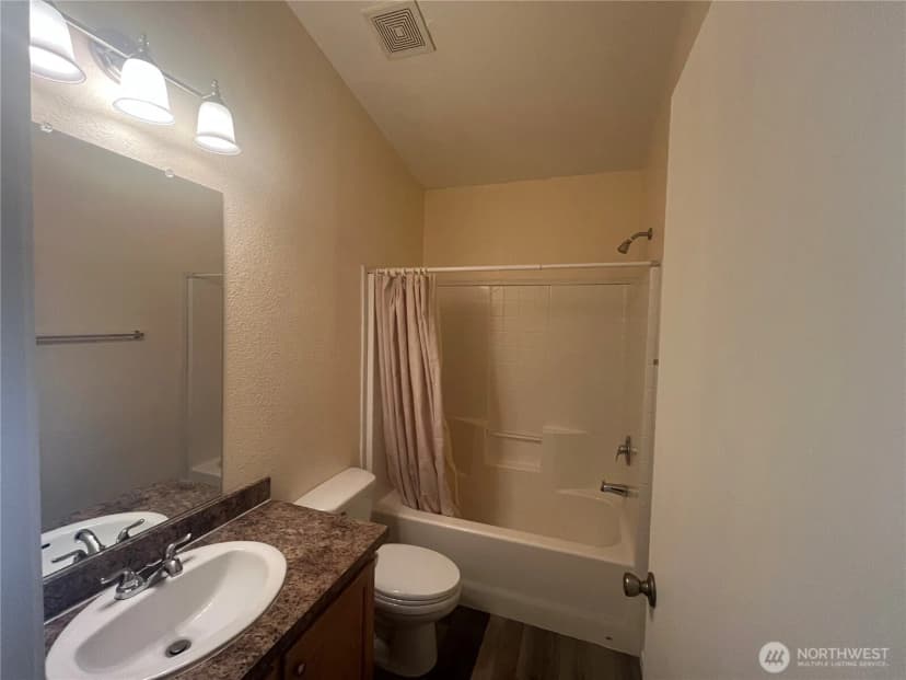Property photo for 920 Castle Avenue, Winthrop photo 15