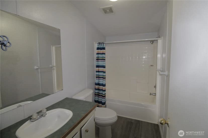 Property photo for 30425 6th Avenue S, Roy photo 30