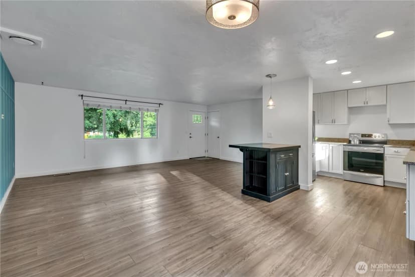 Property photo for 13301 186th Avenue Se, Renton photo 11