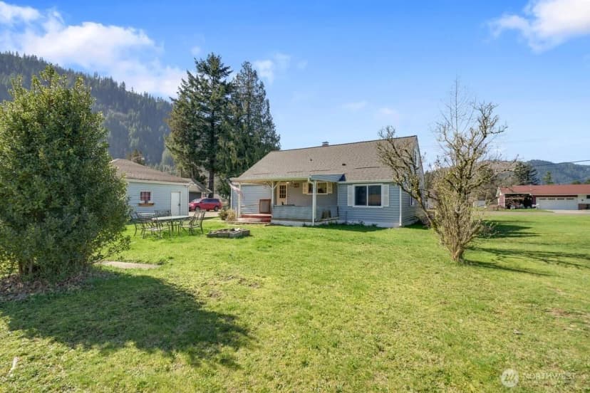 Property photo for 325 3rd Street, Morton photo 34
