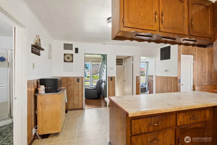Property photo for 325 3rd Street, Morton photo 10
