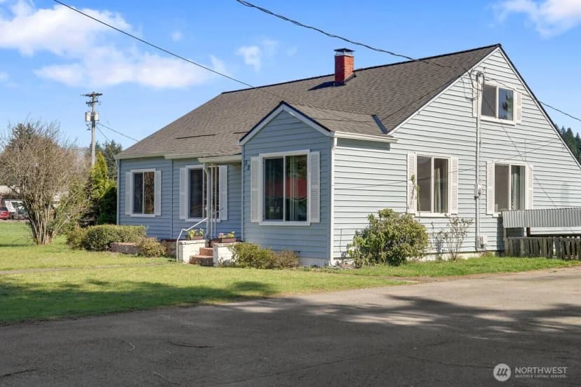 Property photo for 325 3rd Street, Morton photo 31