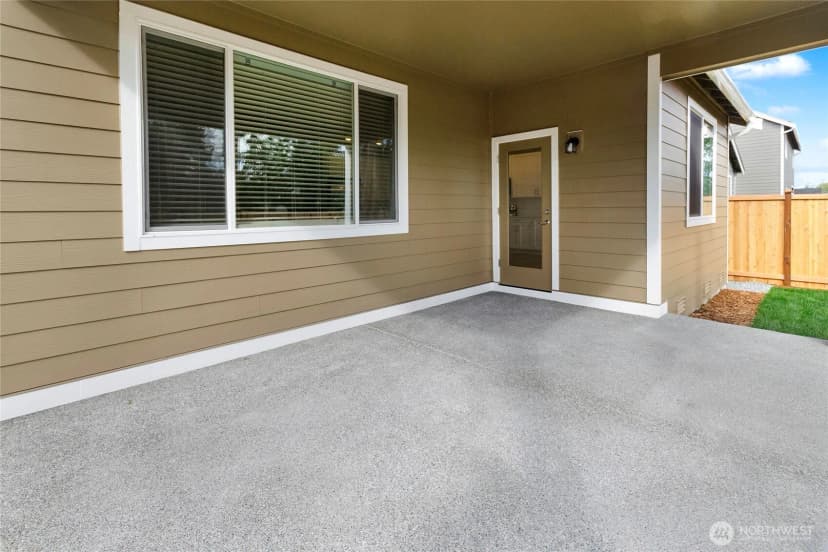 Property photo for 18318 37th Avenue Ct E, Tacoma photo 25