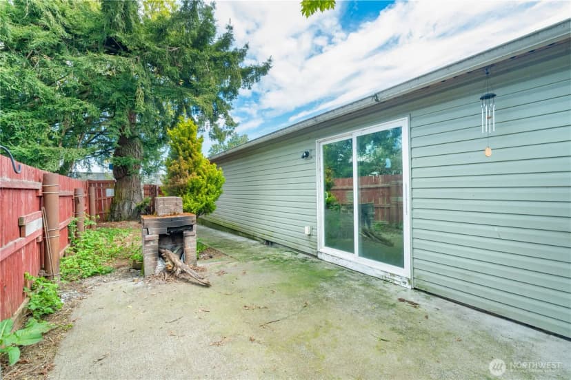 Property photo for 320 S 4th Street, Elma photo 21