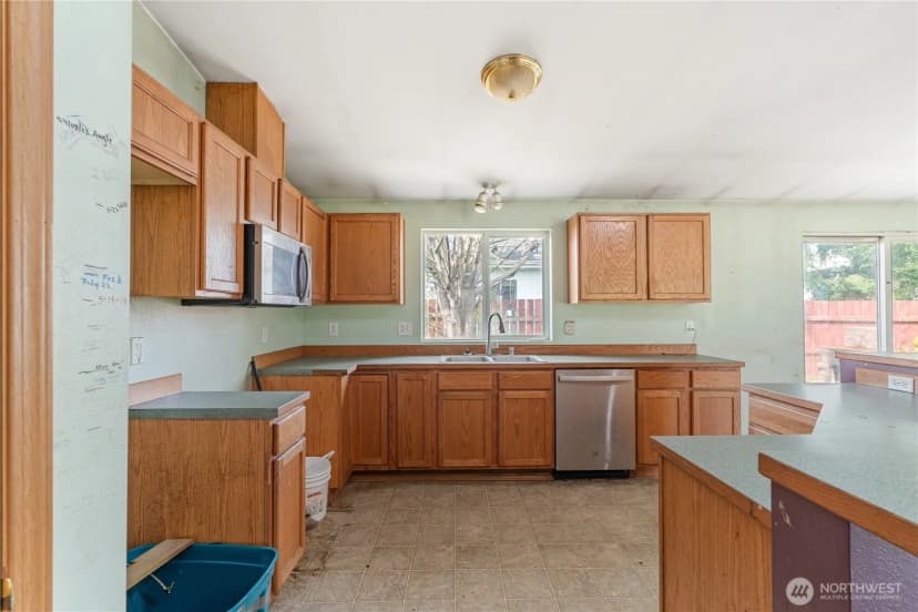 Property photo for 320 S 4th Street, Elma photo 9