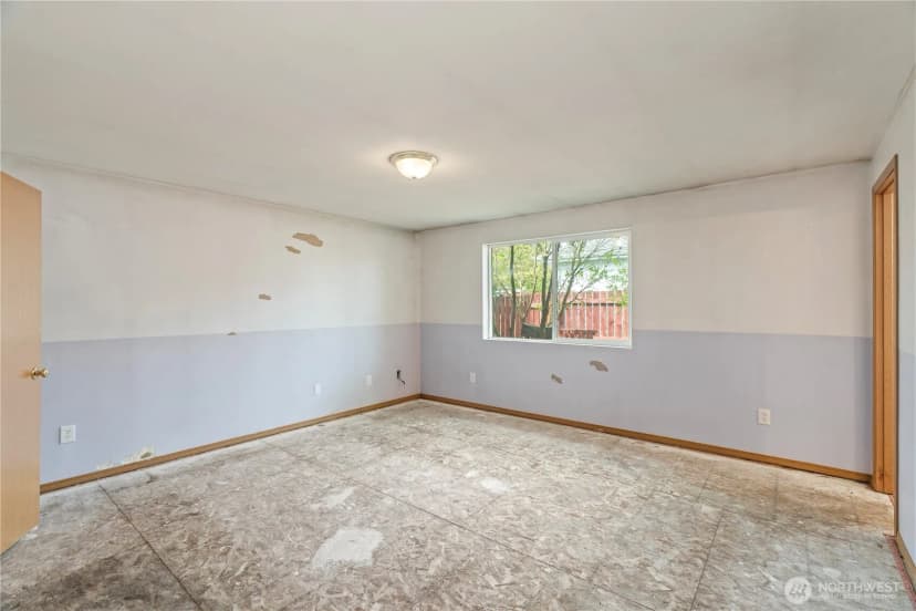 Property photo for 320 S 4th Street, Elma photo 17