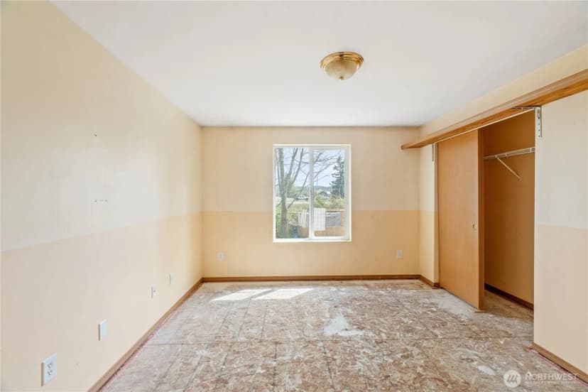 Property photo for 320 S 4th Street, Elma photo 13