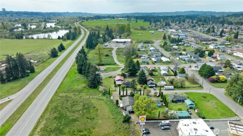 Property photo for 320 S 4th Street, Elma photo 34