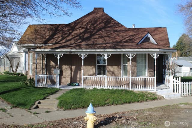 Property photo for 209 E Alder Avenue, Ritzville