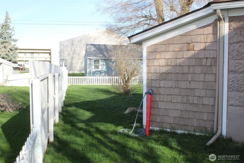Property photo for 209 E Alder Avenue, Ritzville photo 3