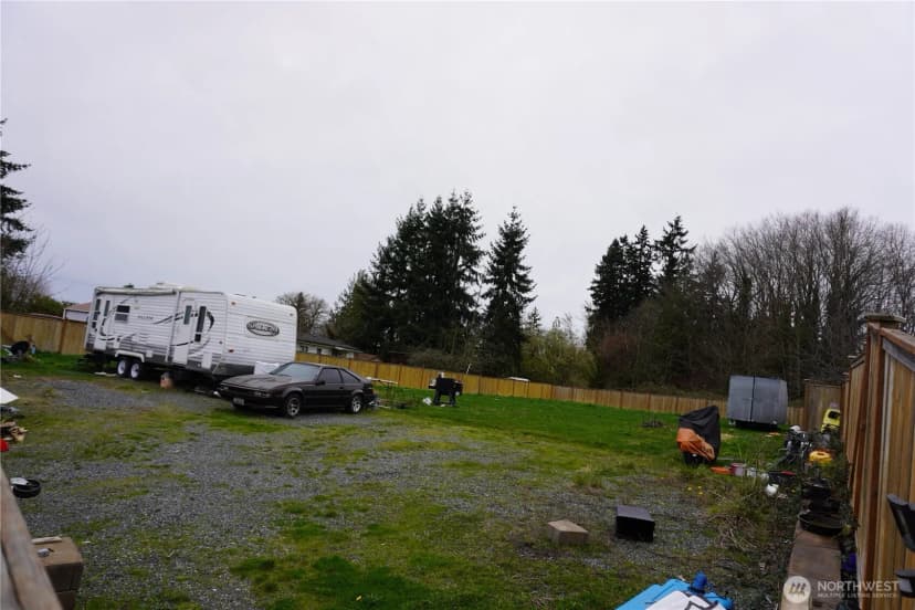 Property photo for 6030 57th Drive Ne, Marysville photo 4